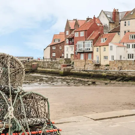 Sailing By Semesterbostad *